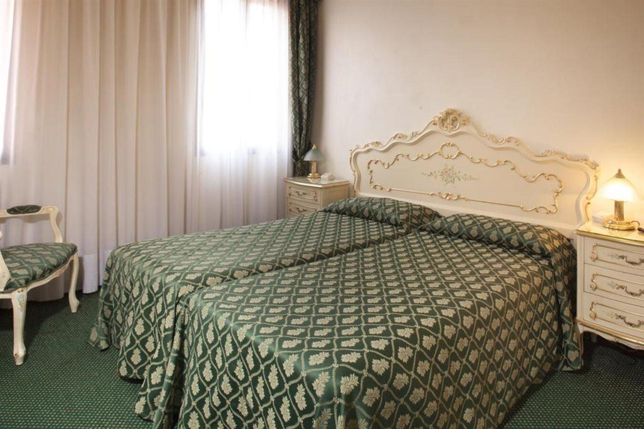 Hotel Clodio Roma Esterno foto